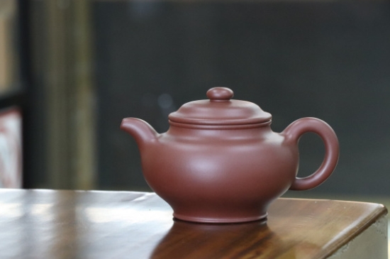 剛買(mǎi)的紫砂壺要怎么開(kāi)壺養(yǎng)壺，<a href=http://www.qxesq.com/chaju/zisha/ target=_blank class=infotextkey>紫砂壺開(kāi)壺</a>與養(yǎng)壺的方式方法