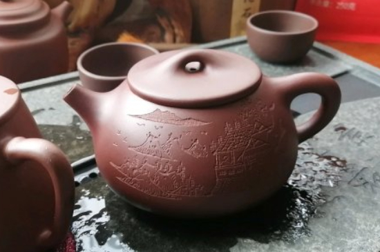 紫砂開壺和不開壺的區(qū)別，<a href=http://www.qxesq.com/chaju/zisha/ target=_blank class=infotextkey>紫砂壺開壺</a>的正確方法及開壺建議
