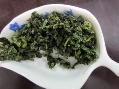 鐵觀音毛茶茶梗可以泡水喝嗎，鐵觀音帶梗是不是好茶？