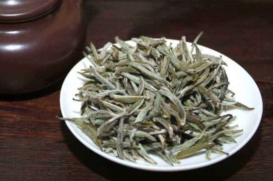 什么人不能喝白茶，白茶不宜什么人喝？