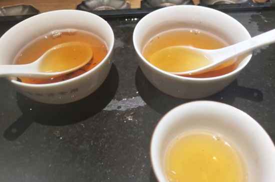 正山小種金駿眉哪個(gè)好，金駿眉正山小種的區(qū)別